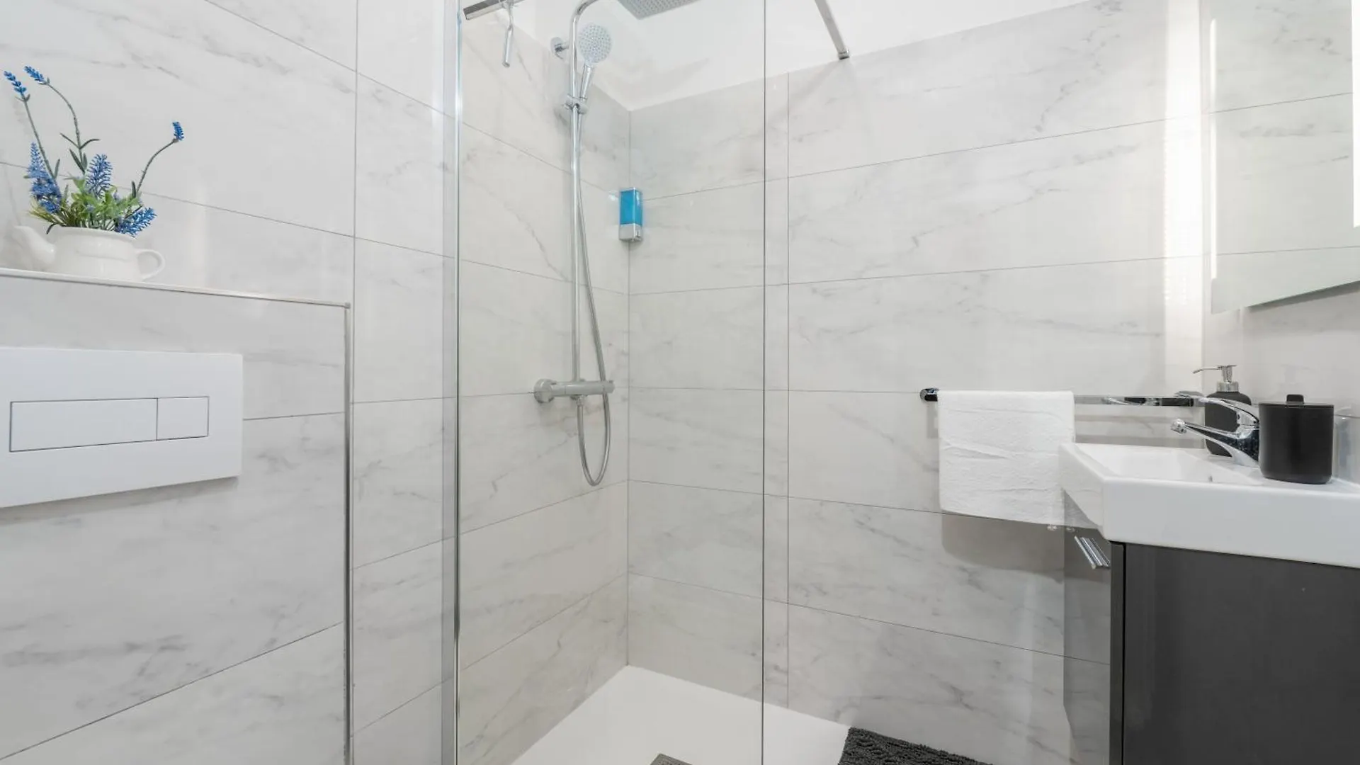 Luxury Seaview Apartment Juraši