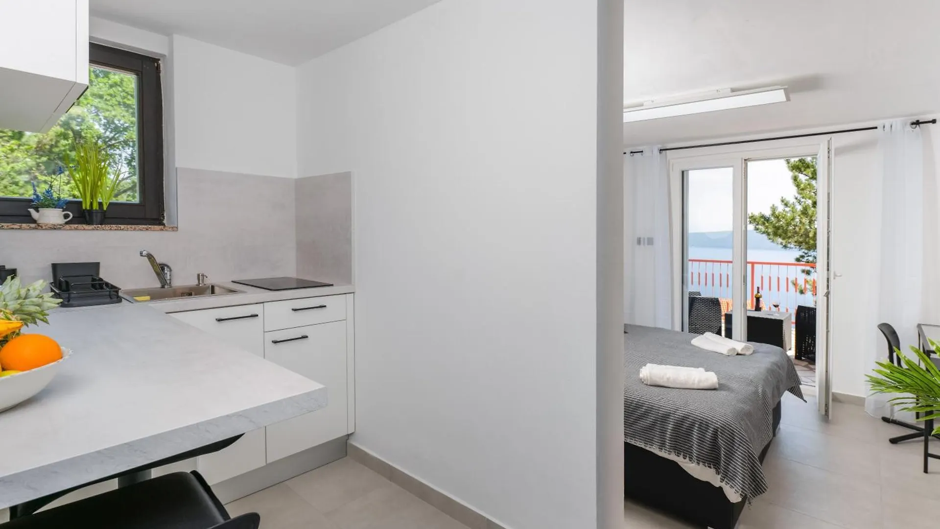 Luxury Seaview Apartment Juraši